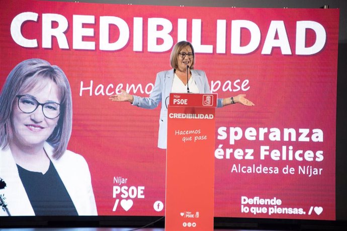 Archivo - Esperanza Pérez, candidata del PSOE a la Alcaldía de Níjar (Almería).