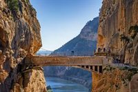 El Caminito del Rey, un desfiladero impresionante para vivir la emoción en familia