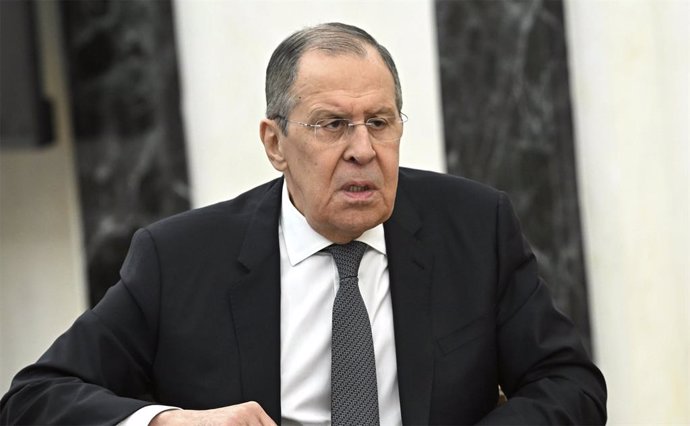 Archivo - February 14, 2022, Moscow, Moscow Oblast, Russia: Russian Foreign Minister Sergey Lavrov during a face-to-face meeting with Russian President Vladimir Putin at the Kremlin, February 14, 2022 in Moscow, Russia. Lavrov recommended to continue ta