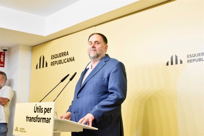 El presidente de ERC, Oriol Junqueras, en rueda de prensa.