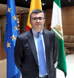 El delegado de Empleo de la Junta en Granada, Javier Martín
