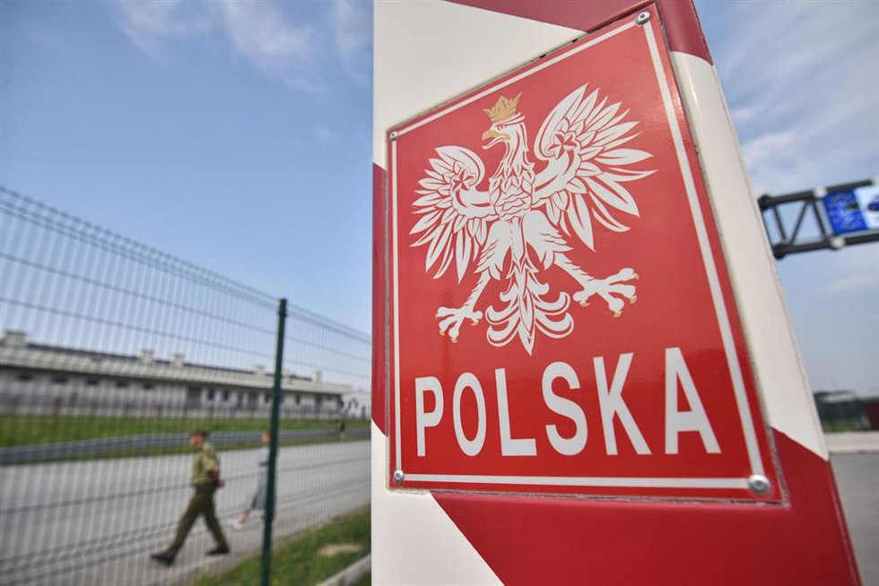 Archivo - Paso fronterizo en Polonia