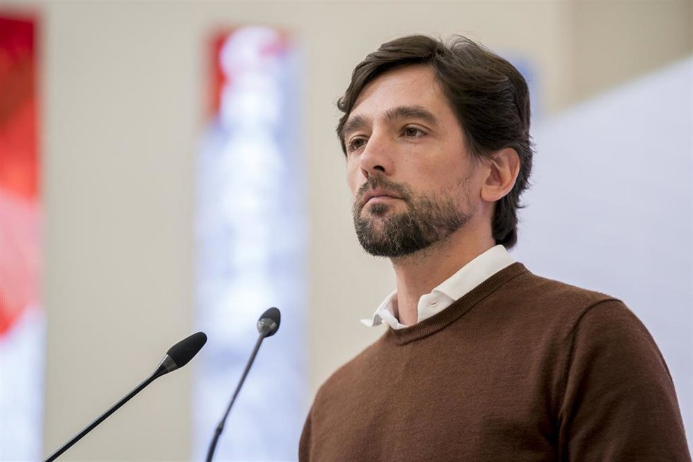 El secretario general de Ciudadanos, Adrián Vázquez, durante una rueda de prensa tras la reunión del Comité Permanente de la formación liberal en la sede nacional del partido, a 29 de mayo de 2023, en Madrid (España). 