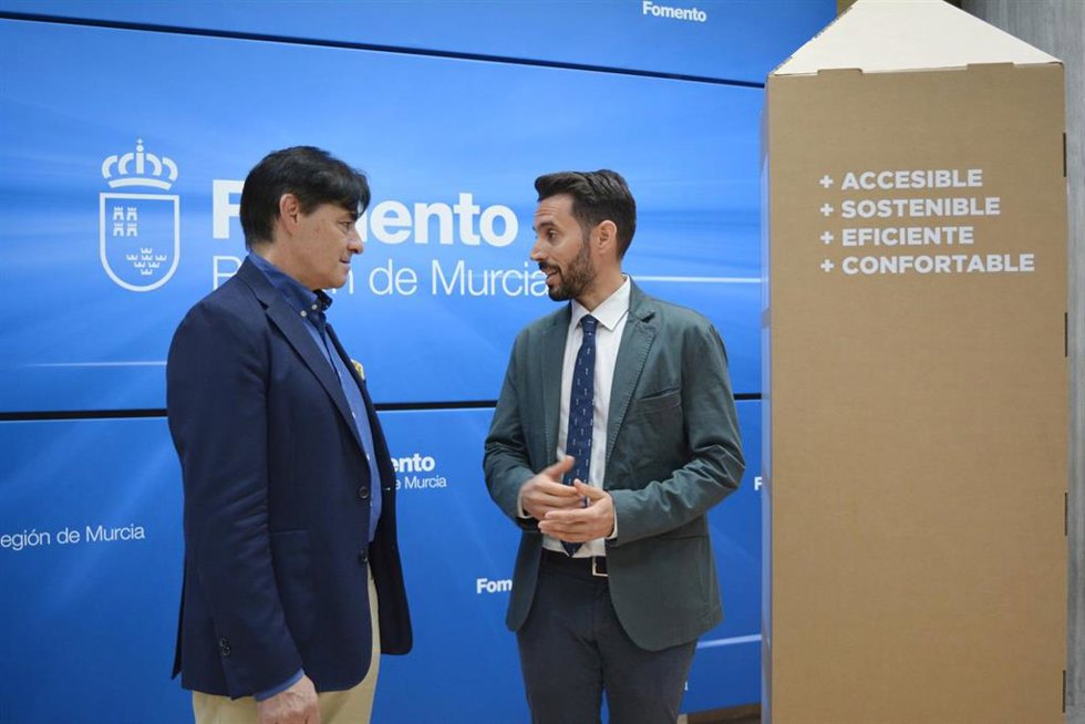 El director general de Vivienda, José Francisco Lajara, durante su participación en el I Foro de la Región de Murcia sobre rehabilitación energética