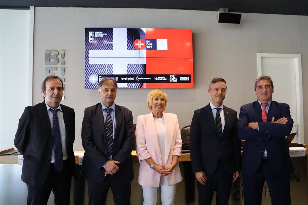 Juan carlos Ibarrola, Iñigo Usandizaga, Mari Carmen Garmendia, Xabier Ortueta y Xabier Basañez
