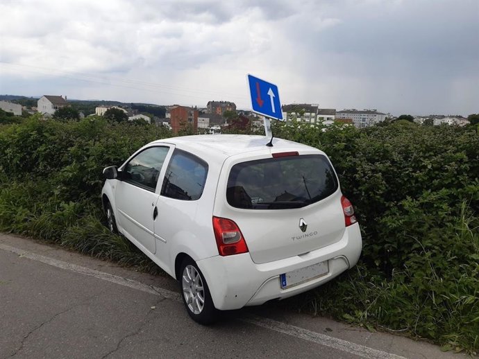 El coche del suceso de rúa Xenebro en Lugo