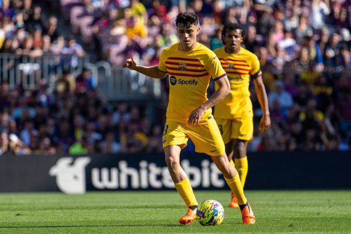 Archivo - Pedri Gonzalez of FC Barcelona in action during the spanish league, La Liga Santander, football match played between FC Barcelona and Atletico de Madrid at Spotify Camp Nou stadium on April 23, 2023, in Barcelona, Spain.