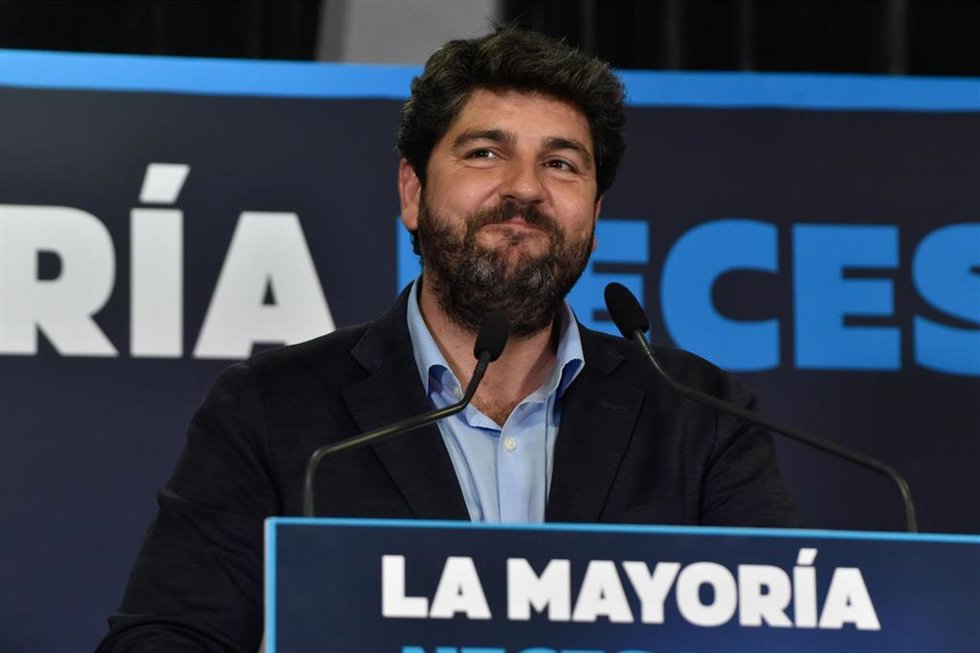 El presidente del PP de la Región de Murcia y candidato a la Presidencia de la Comunidad Autónoma, Fernando López Miras, durante el seguimiento de la jornada electoral en el Sercotel Amistad, a 28 de mayo de 2023, en Murcia, Región de Murcia (España). H