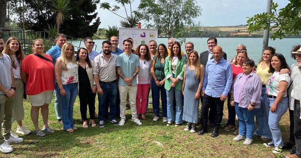 IU condena el "duro acoso" en redes sociales a su candidato en Ubrique y anuncia que "denunciará los hechos"
