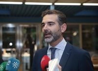 La Junta afea la actitud "demencial" del Gobierno con la fresa de Huelva dando "cabida a bulos" sobre Doñana