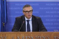 Vox acusa a Sánchez de "justificar los ataques" de asociaciones de consumidores alemanas al sector de la fresa