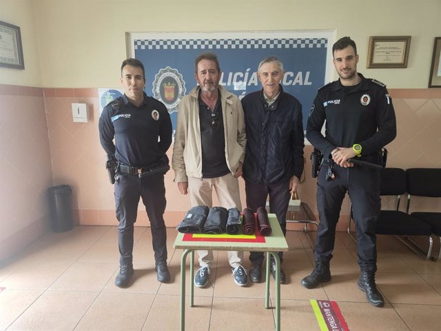 La Policía Local de Mérida devuelve a un joyero de la ciudad collares valorados en 8.000 euros