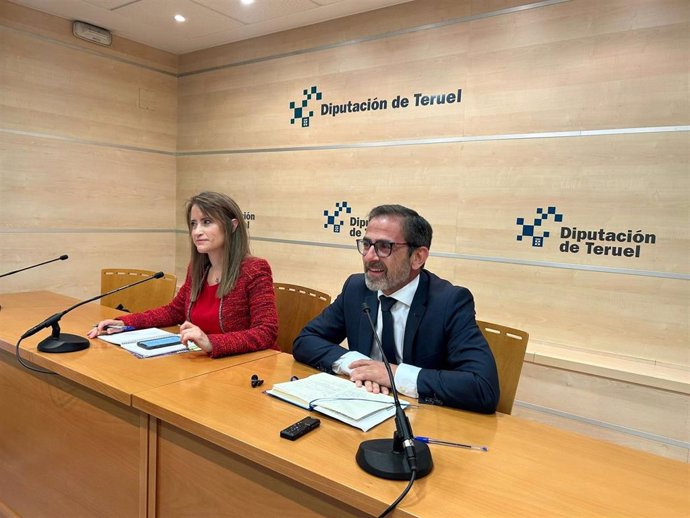 Los diputados provinciales del PP Carlos Boné y Yolanda Sevilla.