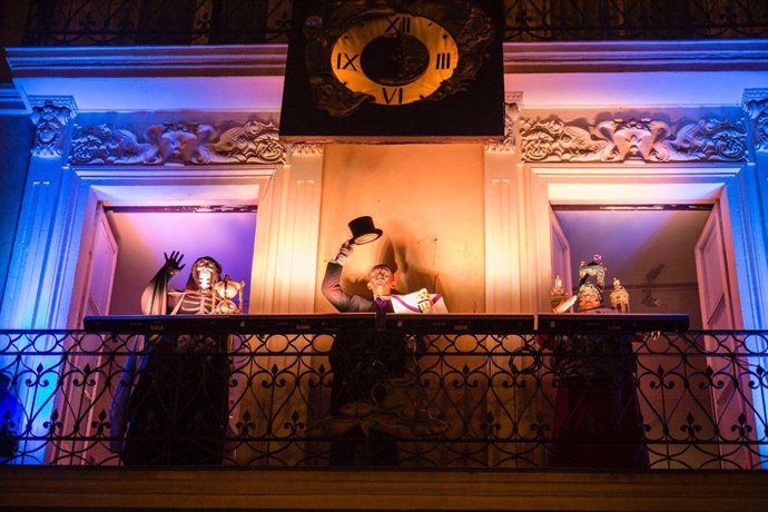 Archivo - Representación del Reloj de San Bernabé en las fiestas del año 2019