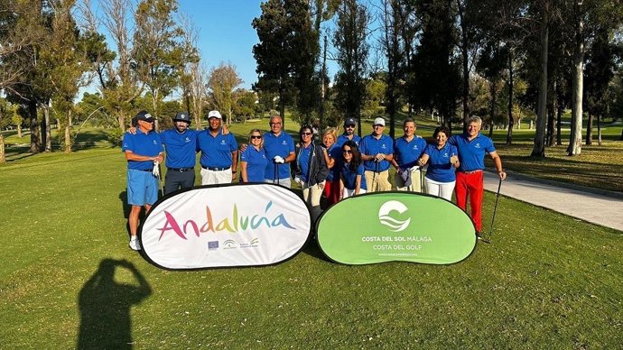 La prensa nacional y especializada ha tenido la oportunidad de disfrutar de una jornada de golf y comprobar, de primera mano, las instalaciones y el alto nivel de servicios que ofrece la denominada Costa del Golf, con el 67% de los campos andaluces.