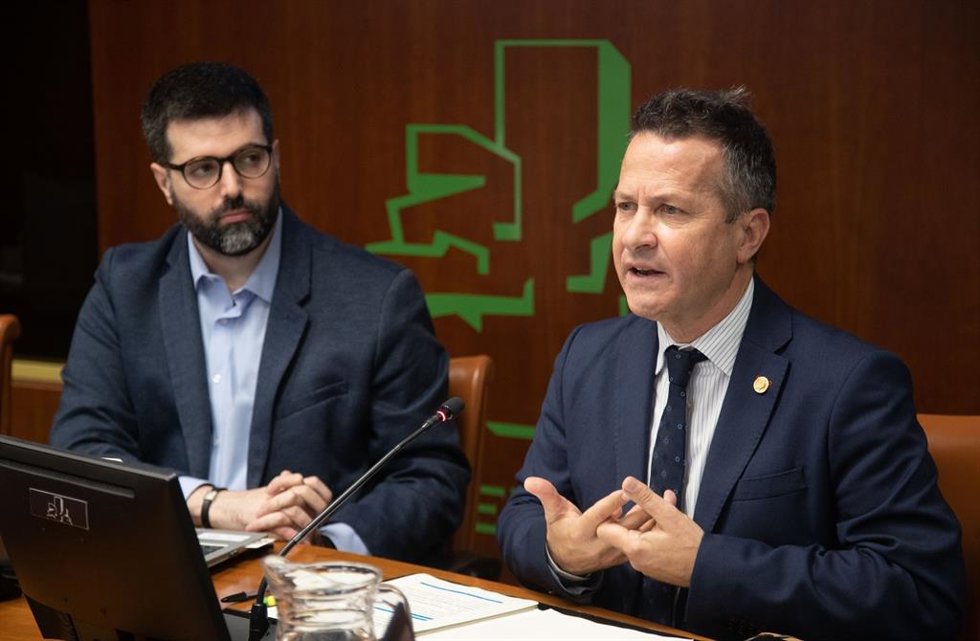 Bildarratz ha presentado ante la Comisión de Educación el proyecto de ley de educación aprobado el 25 de abril por el Gobierno Vasco