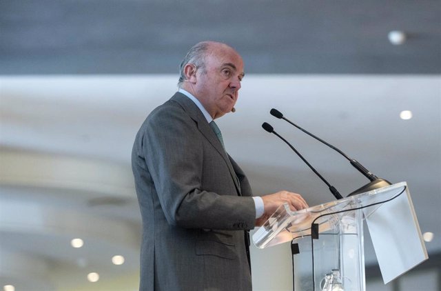 Archivo - El vicepresidente del Banco Central Europeo, Luis de Guindos, a 12 de abril de 2023, en Madrid (España). 