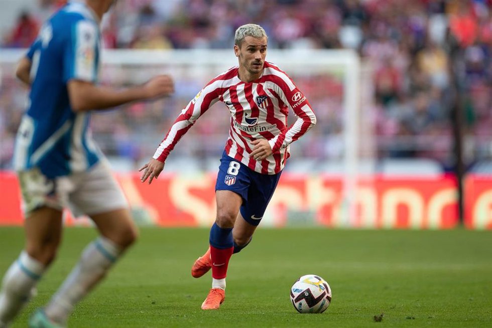 Archivo - Antoine Griezmann of Atletico de Madrid in action during the spanish league, La Liga Santander, football match played between Atletico de Madrid and RCD Espanyol at Civitas Metropolitano stadium on November 06, 2022, in Madrid, Spain.