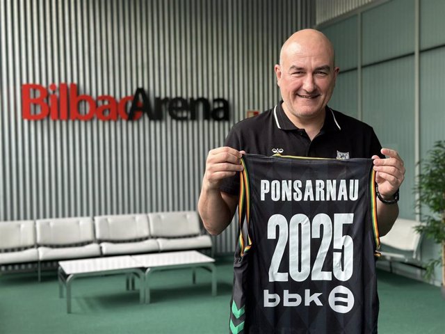 El entrenador Jaume Ponsarnau renueva hasta 2025 con el Surne Bilbao Basket