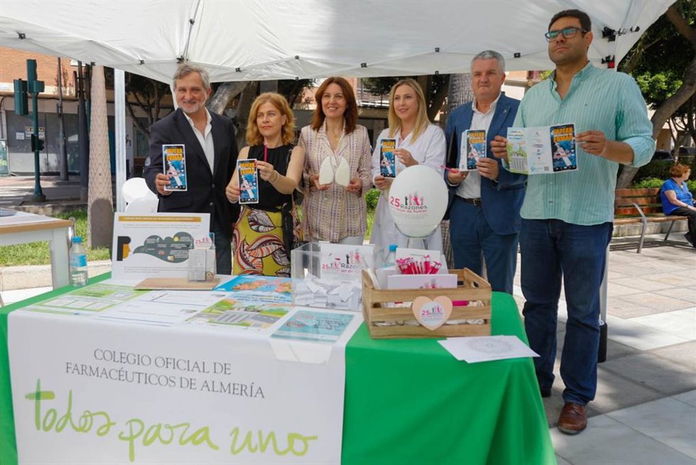 Farmacéuticos alertan a los jóvenes sobre los riesgos del vapeo en el Día Mundial Sin Tabaco