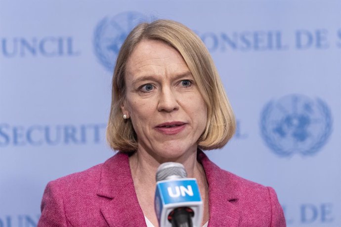 Archivo - January 18, 2022, New York, New York, United States: Foreign Minister of Norway Anniken Huitfeldt speaks during Security Council stakeout with Executive Director of NGO Working Group on Women Peace and Security Kaavya Asoka at UN Headquarters.