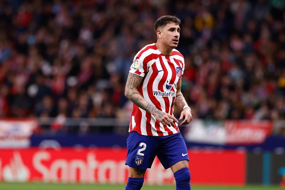 Archivo - José María Giménez, durante un partido con el Atlético de Madrid.