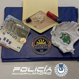 Detenidos dos hombres en Lavapiés con cocaína oculta en una bolsa de patatas y un vapeador