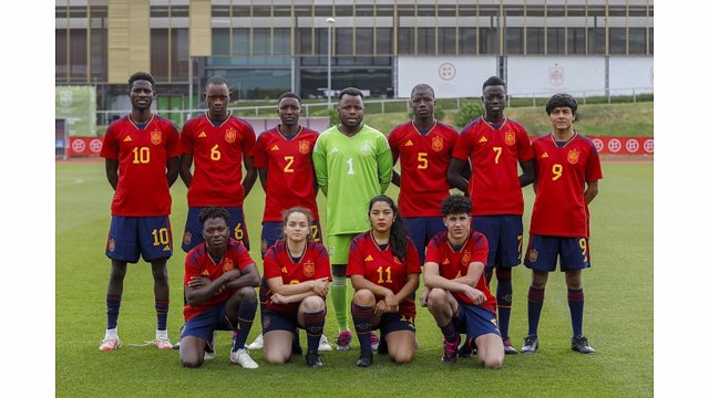 La selección española de refugiados comienza en Las Rozas su camino hacia la Unity Euro Cup.