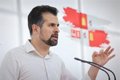 Tudanca reconoce errores de estrategia y pide responder a "los bulos, mentiras e insultos"