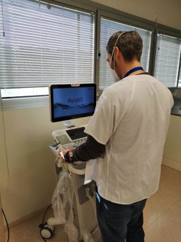 El SAS inicia un nuevo proyecto de cualificación en ecografía con simuladores