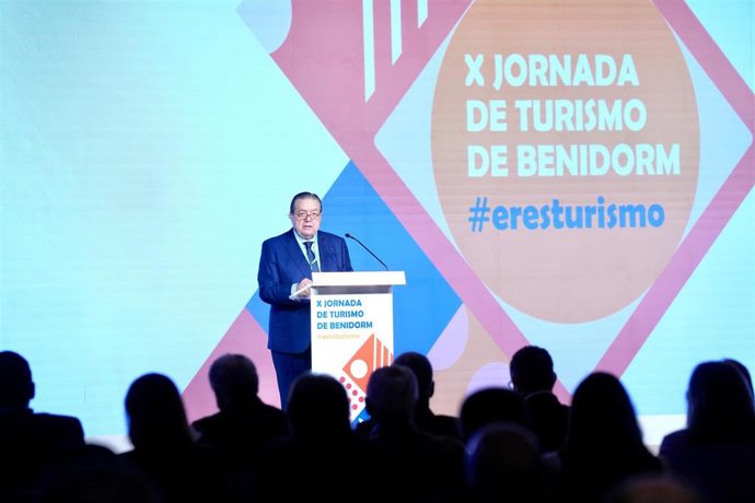 Vicente Boluda en la jornada de turismo de Benidorm