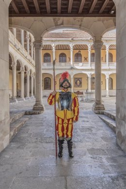 El Ayuntamiento de Valladolid pone en marcha dos visitas teatralizadas con motivo del V Centenario del Palacio Real .