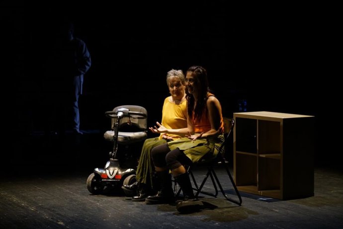 Representación de uno de los proyectos del programa Creación en el Infanta.