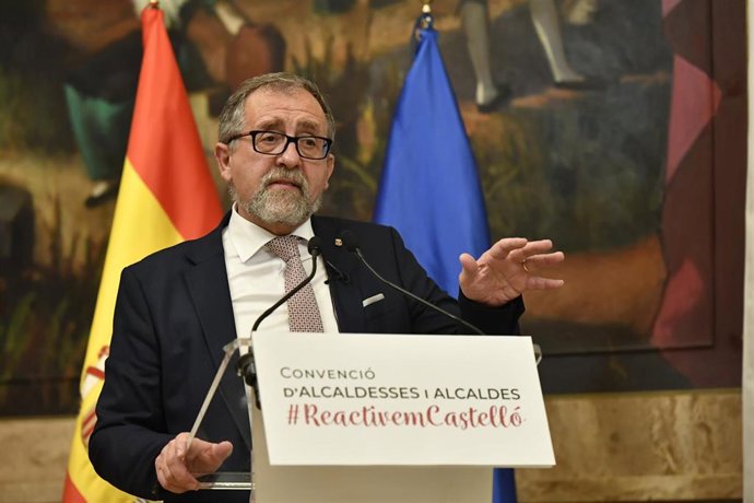 Archivo - El presidente de la Diputación de Castellón en funciones, José Martí