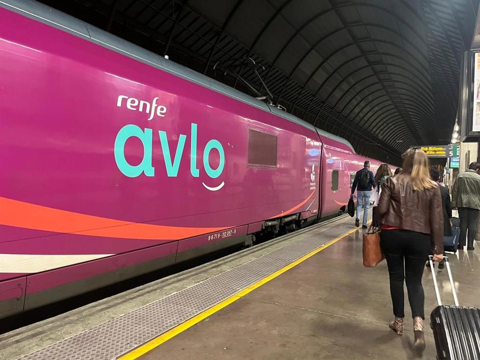 Avlo en la estación de Sevilla Santa Justa