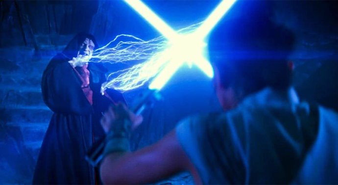 Ian McDiarmid se pronuncia sobre su regreso como el Emperador Palpatine en la película de Rey Skywalker