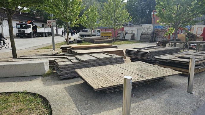 Tablas para el vallado de los encierros de San Fermín.