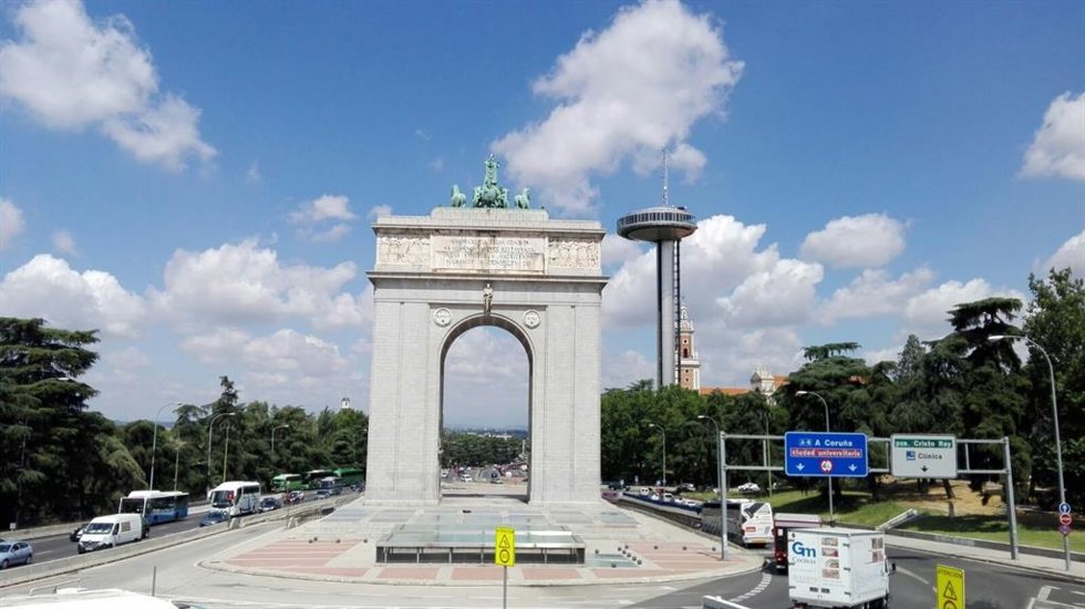 Archivo - Arco de la Victoria. Moncloa
