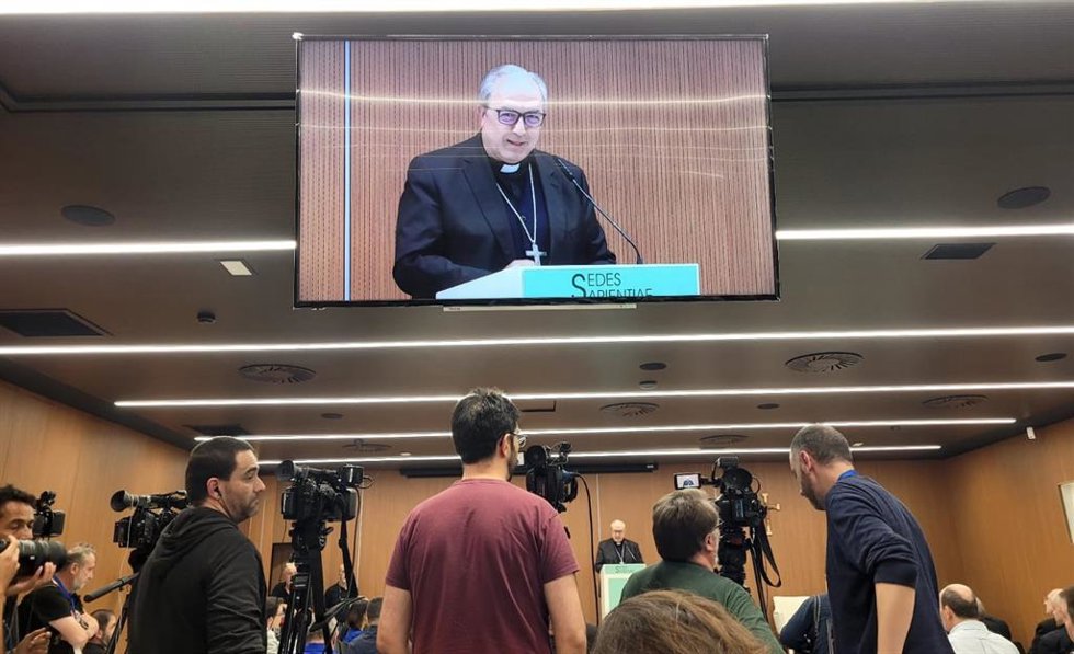 Jornada 'Protección De Menores: Seguimos Caminando', Organizada Por La CEE.