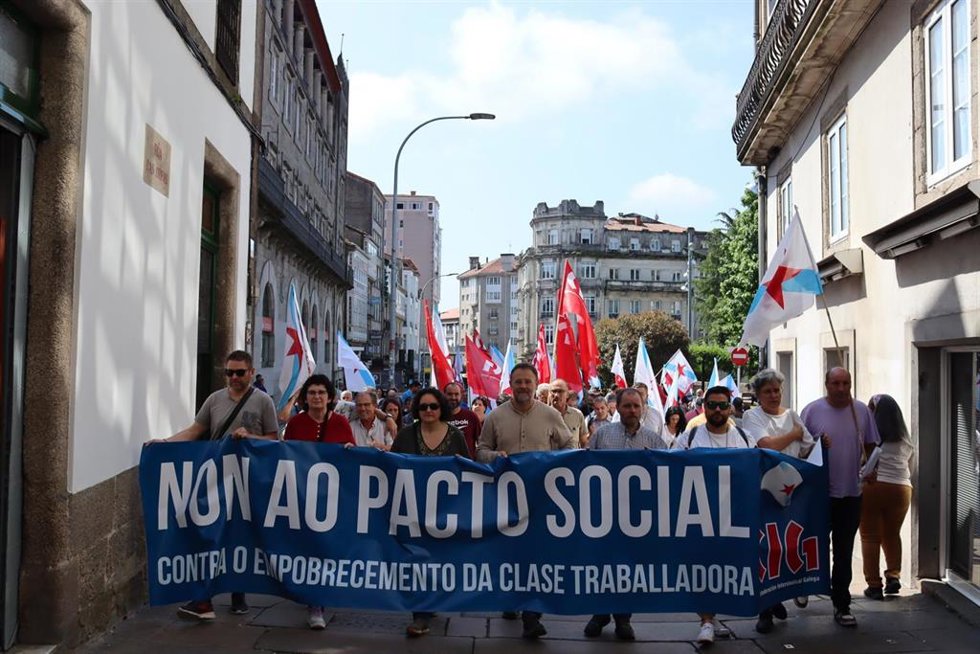Manifestación de la CIG en contra del acuerdo entre UGT, CCOO, CEOE y Cepyme