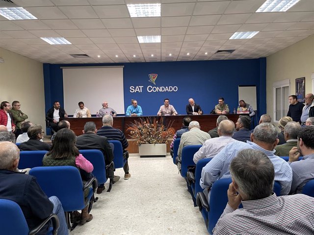 Asamblea de la Plataforma en Defensa de los Regadíos del Condado de Huelva.