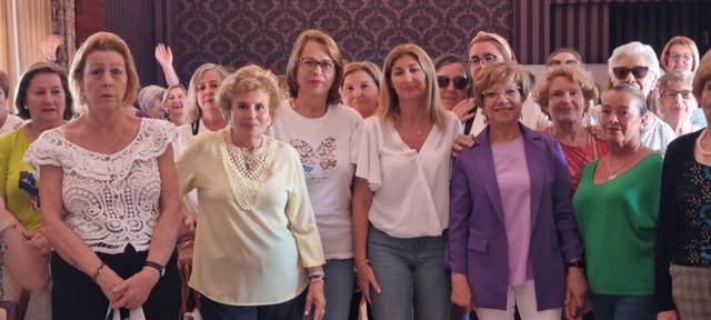 La Federación de Mujeres de la Sierra de Cádiz celebra en Rota un taller para mejorar la gestión emocional
