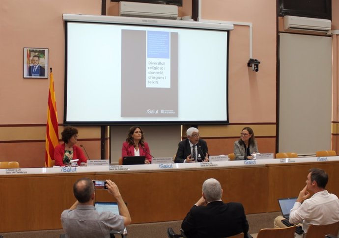 La consellera de presidncia, Laura Vilagr, i el conseller de Salut, Manel Balcells