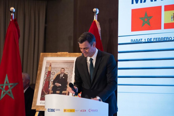 Archivo - El presidente de Gobierno, Pedro Sánchez, interviene en el acto de clausura del Foro Empresarial España-Marruecos, que se celebra en el marco de la XII Reunión de Alto Nivel Marruecos-España, en el Rabat Marriott Hotel, en Rabat (Marruecos). L