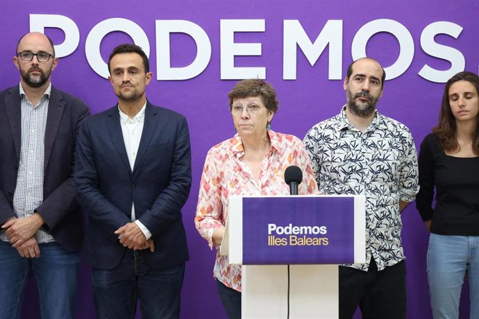 La candidata de Unidas Podemos en Baleares, Antnia Jover, durante una rueda de prensa, en la sede de Podemos, a 1 de junio de 2023, en Palma de Mallorca, Mallorca, Baleares (España). 