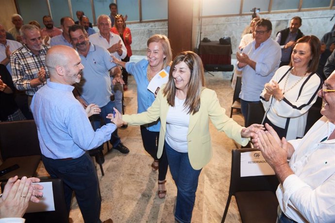 La presidenta del PP de Cantabria, María José Saénz de Buruaga, en la Junta Directiva Regional