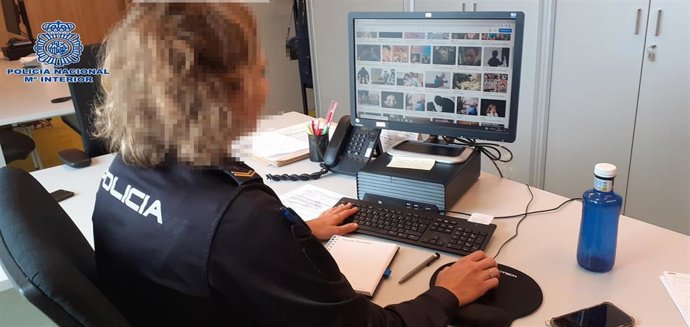 Detenido un hombre por contactar por redes sociales con una menor de diez años para conseguir vídeos de contenido sexual