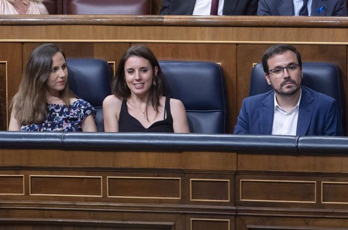 Archivo - (I-D) La ministra de Derechos Sociales y Agenda 2030, Ione Belarra; la ministra de Igualdad, Irene Montero; y el ministro de Consumo, Alberto Garzón, durante la primera jornada de la 26 edición del Debate sobre el Estado de la Nación, en el Co