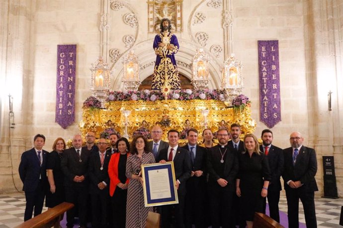 Diputación entrega su Escudo de Oro a la imagen titular de Jesús Cautivo de Medinaceli