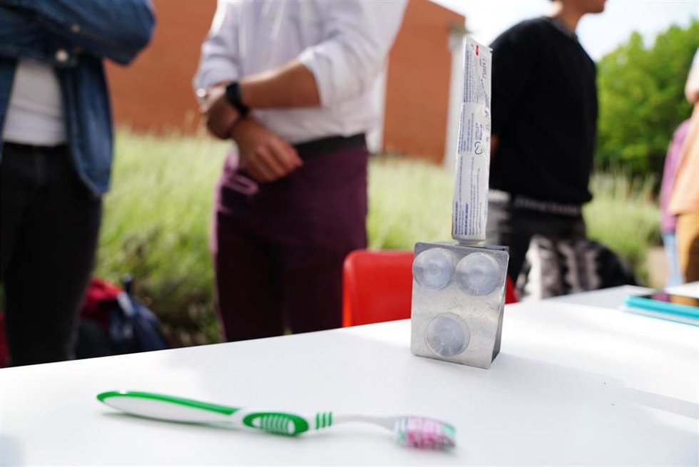 Dispensador de pasta de dientes